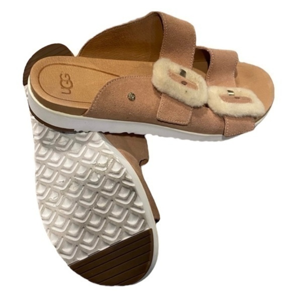 UGG Women's Fluff Indio Flat Sandal - Picture 7 of 10